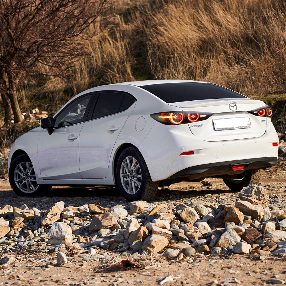 Tylne światła VLAND do Mazda 3 Axela Sedan 2019-UP