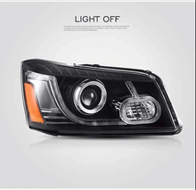 Carica l&#39;immagine nel visualizzatore di Gallery, Vland Carlamp LED Projector Headlights For Toyota Highlander 2001-2007(Fit For US Models)
