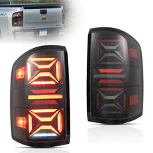 Charger l&#39;image dans la galerie, 07-13 Chevrolet Silverado 1500 2500HD 3500HD &amp; 07-14 GMC Sierra (Denali) 3500HD Dually Vland LED III Tail Lights With Red Turn Signal Clear